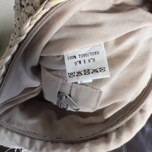 Cappelli Straworld Beige Woven Fringe Crossbody Purse - Picture 5 of 14